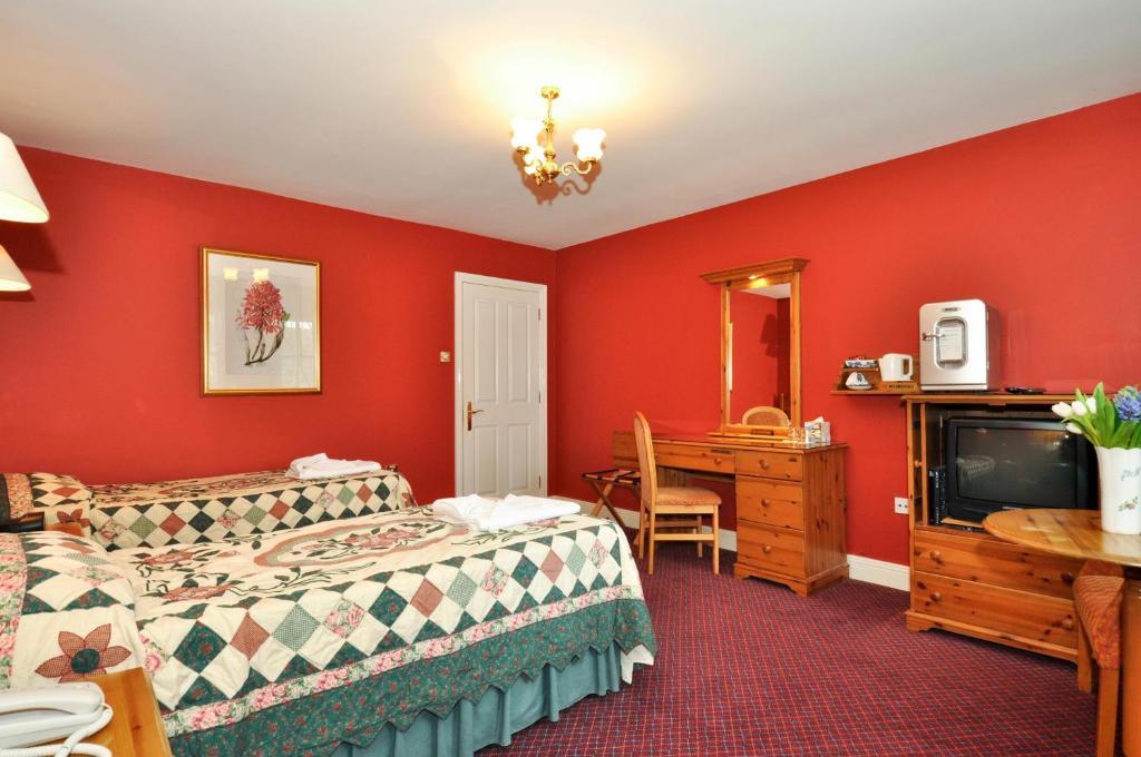 Bed & Breakfast Boffin 3*